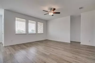 4001 Kaufman Court, Little Elm, TX 75068 - Photo 5