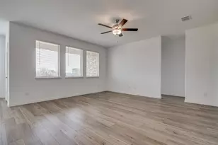 4001 Kaufman Ct, Little Elm, TX 75068 - Photo 5