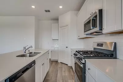 4001 Kaufman Court, Little Elm, TX 75068 - Photo 11