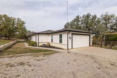 399 Wild Hill Oak Drive, Springtown, TX 76082 - Photo 3