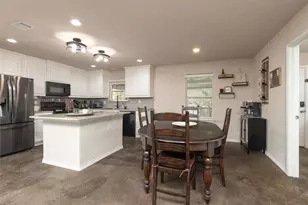 399 Wild Hill Oak Dr, Springtown, TX 76082 - Photo 13