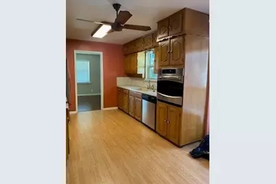 1707 Oakridge Drive, Pantego, TX 76013 - Photo 5