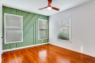 2817 Ryan Pl Dr, Fort Worth, TX 76110 - Photo 9