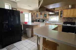 4628 Burton Ave, Fort Worth, TX 76105 - Photo 9