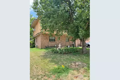 4628 Burton Avenue, Fort Worth, TX 76105 - Photo 1