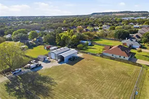 623 Parker Ln, Granbury, TX 76048 - Photo 1