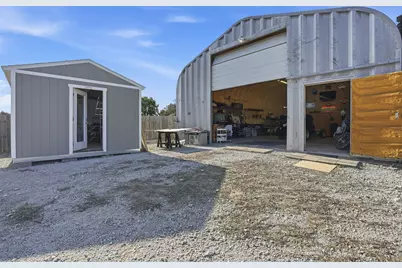 623 Parker Lane, Granbury, TX 76048 - Photo 3