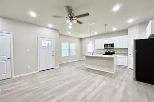 3501 E Renfro St, Burleson, TX 76028 - Photo 11