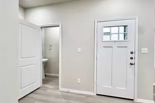 3501 E Renfro St, Burleson, TX 76028 - Photo 13