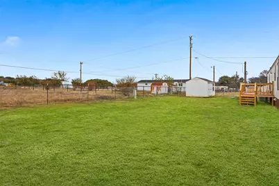 3210 Robinhood Drive, Granbury, TX 76048 - Photo 7