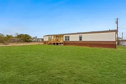 3210 Robinhood Drive, Granbury, TX 76048 - Photo 5