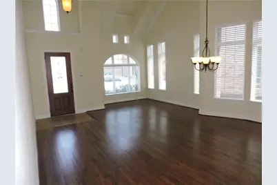 1031 River Rock Way, Carrollton, TX 75010 - Photo 3