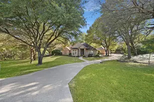 102 High View Ct, Ovilla, TX 75154 - Photo 3