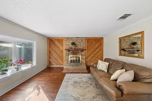 3708 Windsong Ln, Bedford, TX 76021 - Photo 13