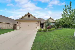 7429 Bellingham Rd, Fort Worth, TX 76179 - Photo 3