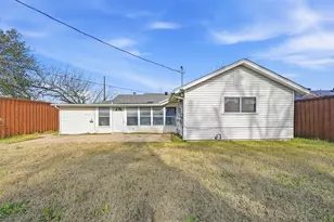 1640 Elizabeth Dr, Garland, TX 75042 - Photo 21