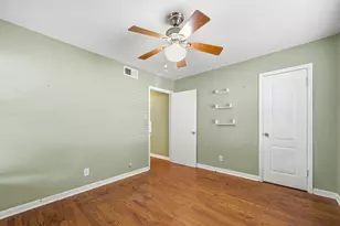 1640 Elizabeth Dr, Garland, TX 75042 - Photo 9