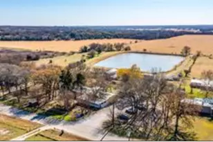 364 Wonder Dr, Springtown, TX 76082 - Photo 3