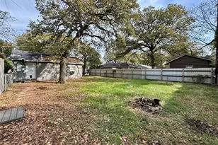 5605 Thomas Ln, River Oaks, TX 76114 - Photo 11