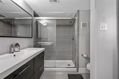 4777 Cedar Springs Road #5F, Dallas, TX 75219 - Photo 17