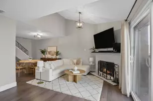 4777 Cedar Springs Rd, Dallas, TX 75219 - Photo 1