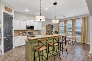 3103 White Horse Ct, Granbury, TX 76049 - Photo 11