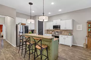 3103 White Horse Ct, Granbury, TX 76049 - Photo 11