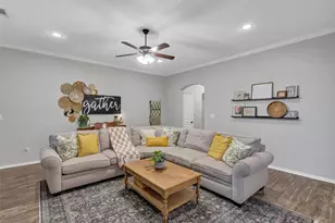 3103 White Horse Ct, Granbury, TX 76049 - Photo 7