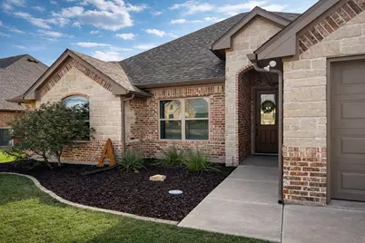 3103 White Horse Court, Granbury, TX 76049 - Photo 1