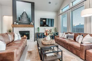 425 Acadia Ln, Forney, TX 75126 - Photo 9