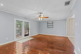 2117 W Lotus Ave, Fort Worth, TX 76111 - Photo 33