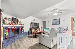 1405 Whittenburg Dr, Fort Worth, TX 76134 - Photo 7