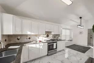 4818 Mize Ct, Rowlett, TX 75088 - Photo 7