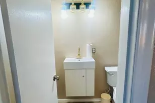 527 Aspen St, Lancaster, TX 75134 - Photo 13