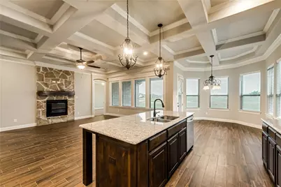 1205 Prestwick Court, Granbury, TX 76048 - Photo 5