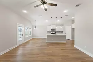 1005 Hardaway Ln, Greenville, TX 75402 - Photo 7