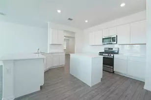 14832 Holster Trl, Fort Worth, TX 76052 - Photo 11