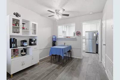 2040 Oakwood Court, Arlington, TX 76012 - Photo 7