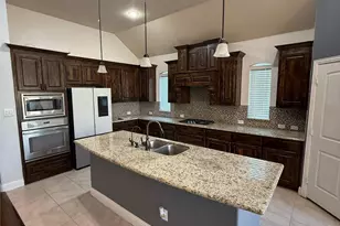 2517 Valley Glen Dr, Little Elm, TX 75068 - Photo 5