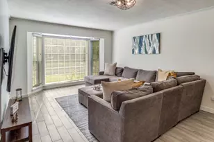 3645 Warick Dr, Dallas, TX 75229 - Photo 3