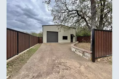 245 Spring Creek Court, Paradise, TX 76073 - Photo 7