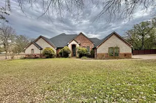 245 Spring Creek Ct, Paradise, TX 76073 - Photo 5