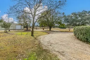 961 Shilling Dr, Elm Mott, TX 76640 - Photo 27