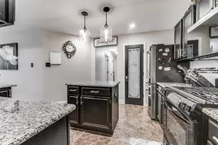 218 Streamside Dr, DeSoto, TX 75115 - Photo 13