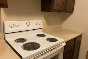 619 Arbor Ln, Lancaster, TX 75134 - Photo 5