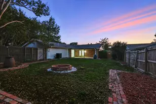 3734 Kimball Ridge Dr, Dallas, TX 75233 - Photo 13