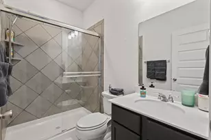 925 West Dr, Aubrey, TX 76227 - Photo 13