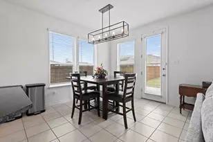 925 West Dr, Aubrey, TX 76227 - Photo 5