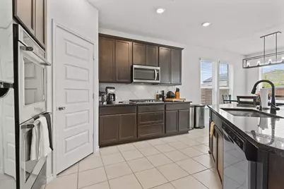 925 West Drive, Aubrey, TX 76227 - Photo 3