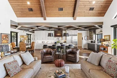 135 N Merlin Drive, Mabank, TX 75156 - Photo 7